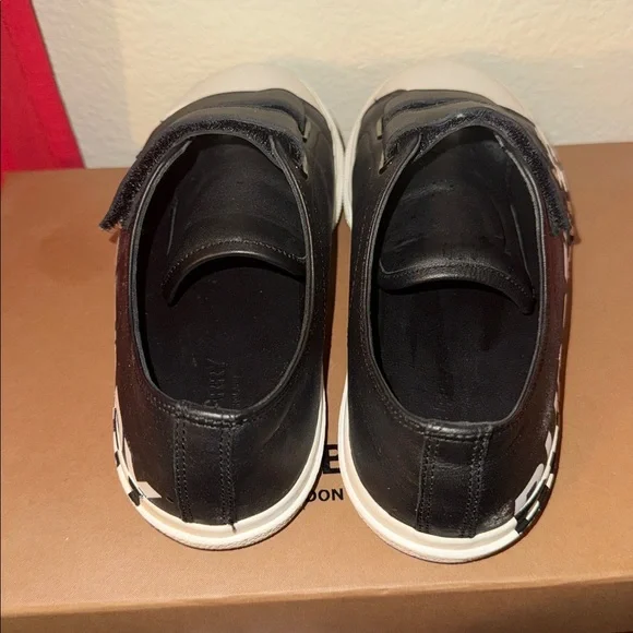 Burberry Kids 34 Unisex Mini Larkhall Low Top Sneaker Black and White. - Picture 6 of 11
